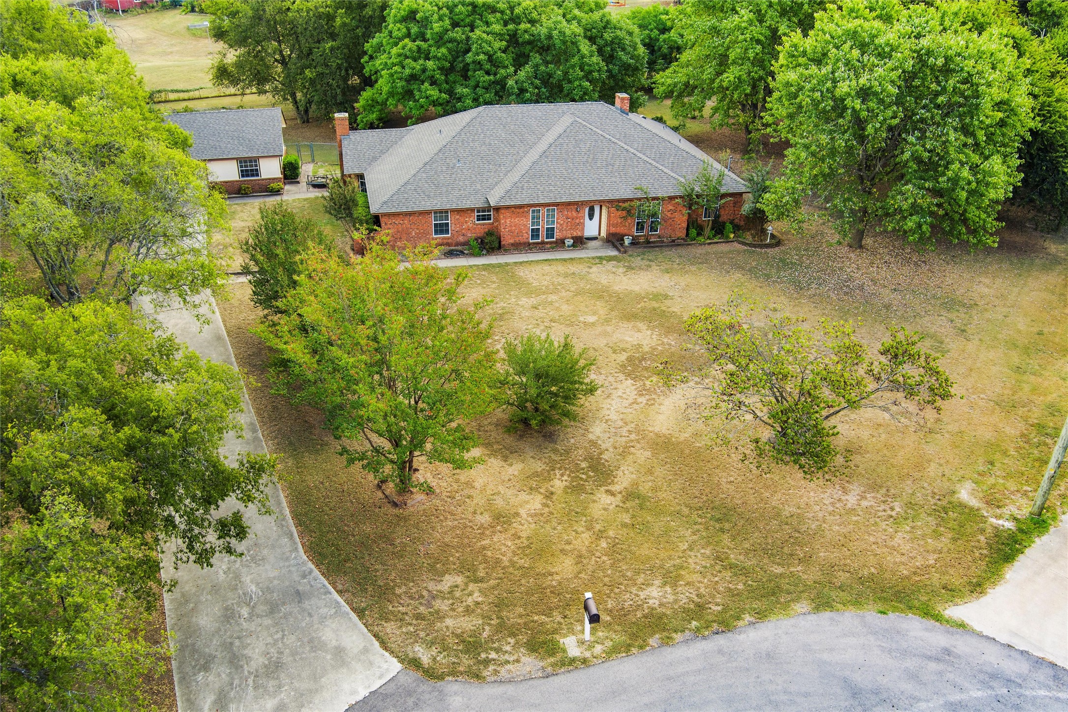 5030 Diamond Creek Drive Midlothian TX 76065