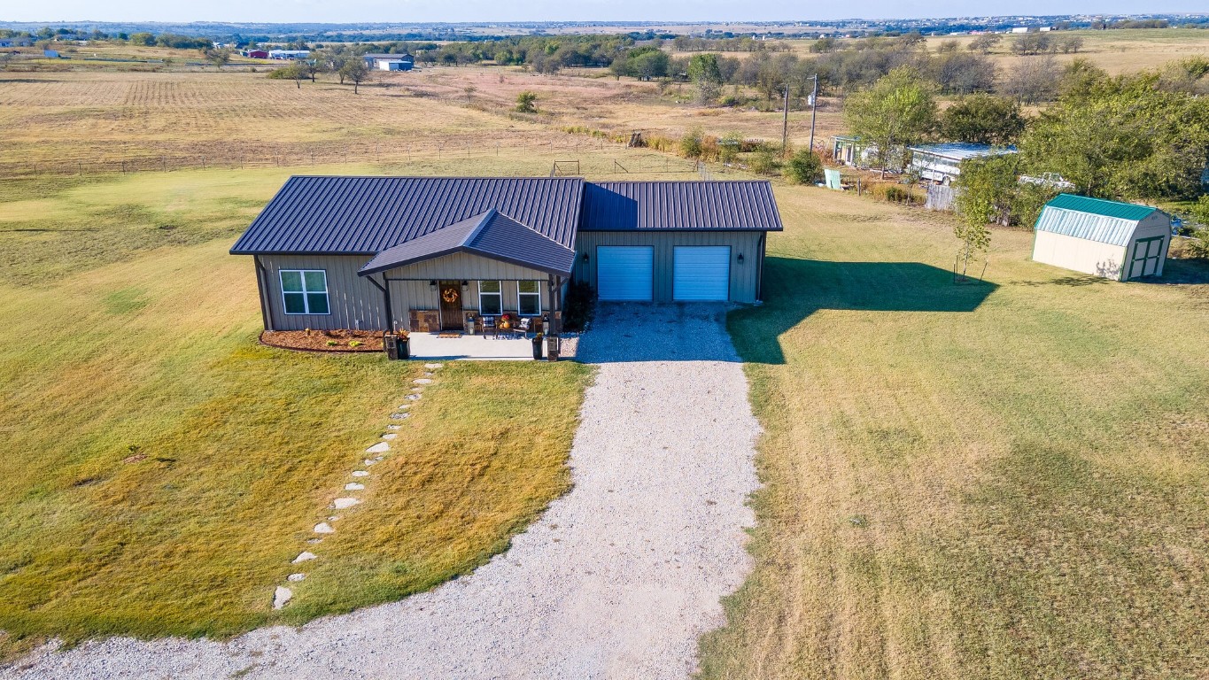 478 County Road 4522 Decatur TX 76234