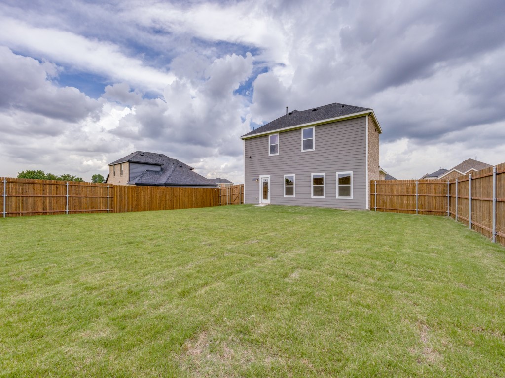 2406 Stonebriar Lane Sherman TX 75092