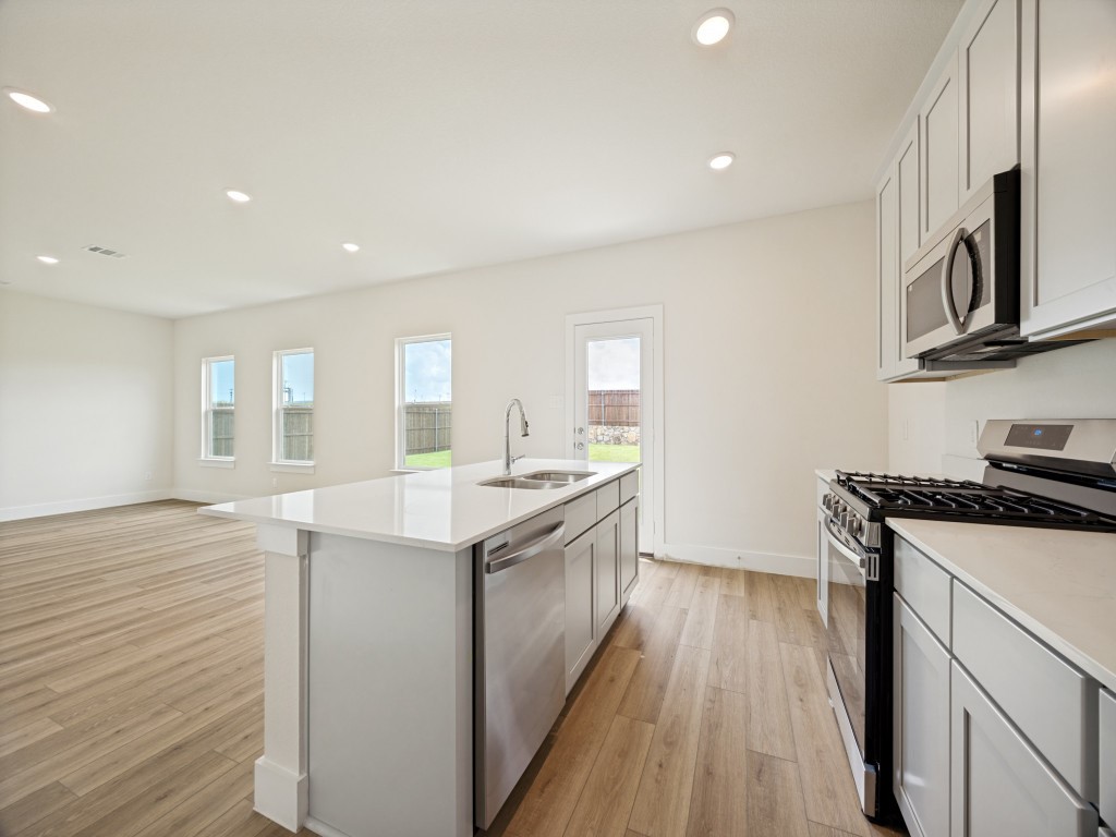 2406 Stonebriar Lane Sherman TX 75092