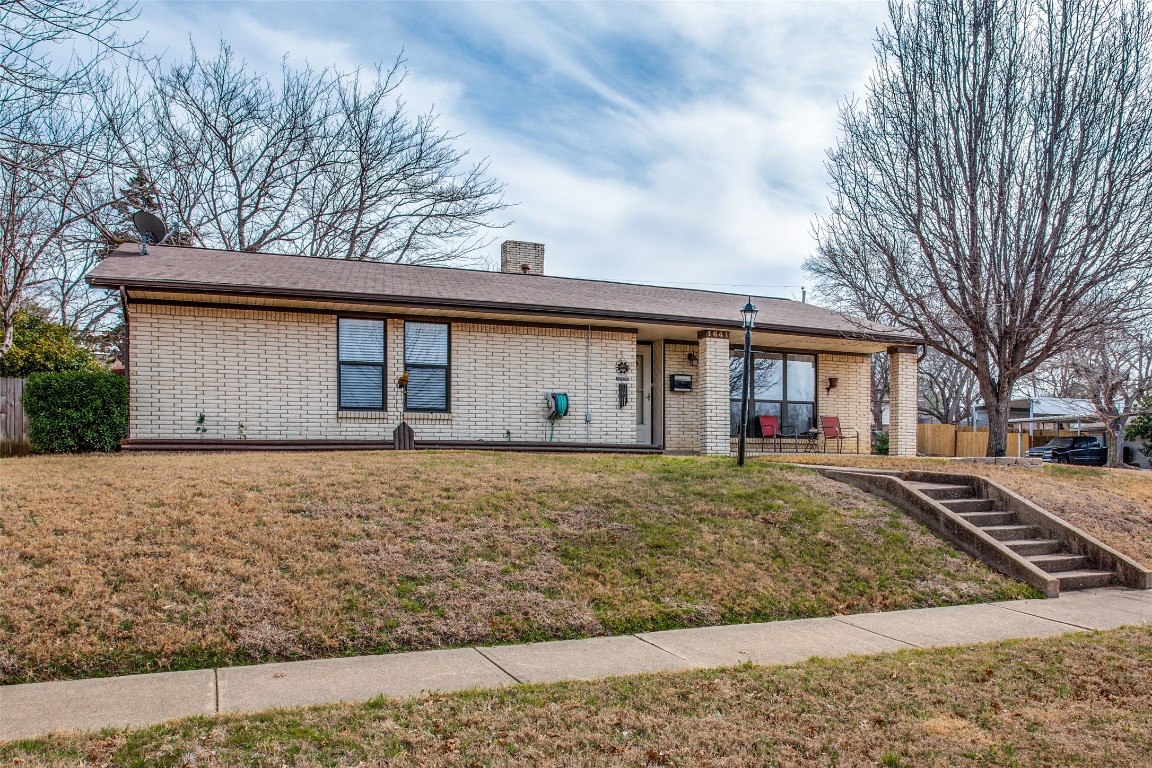 1641 Brent Court Grand Prairie TX 75051
