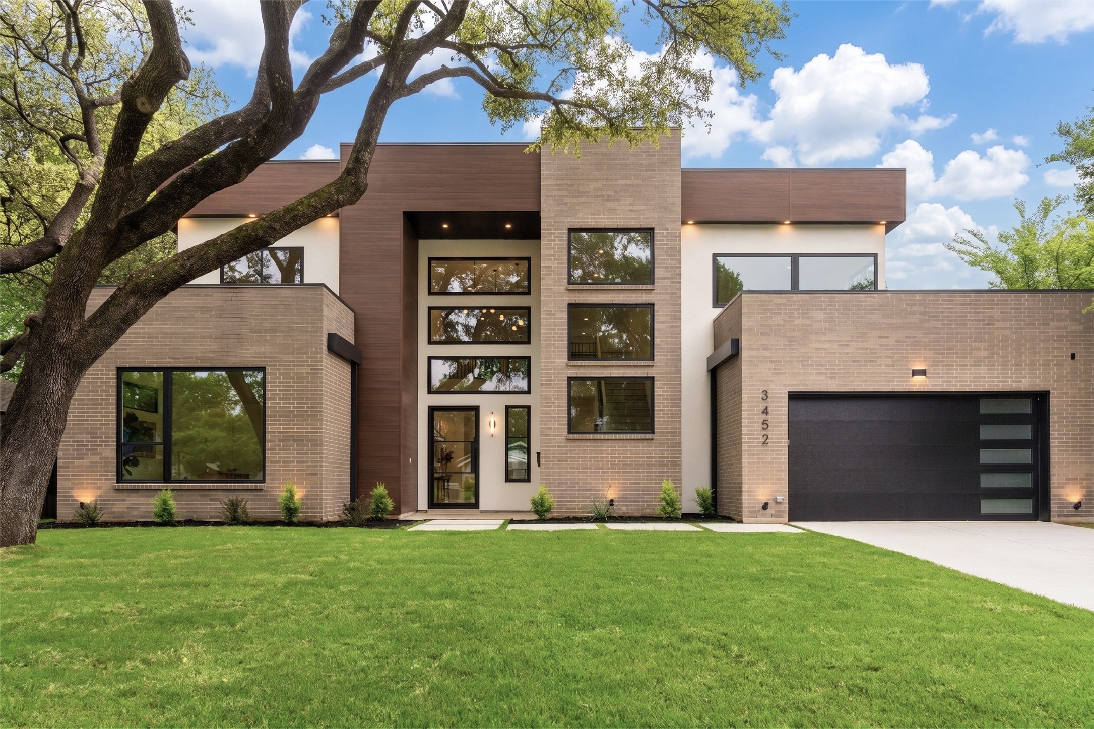 3452 Timberview Road Dallas TX 75229