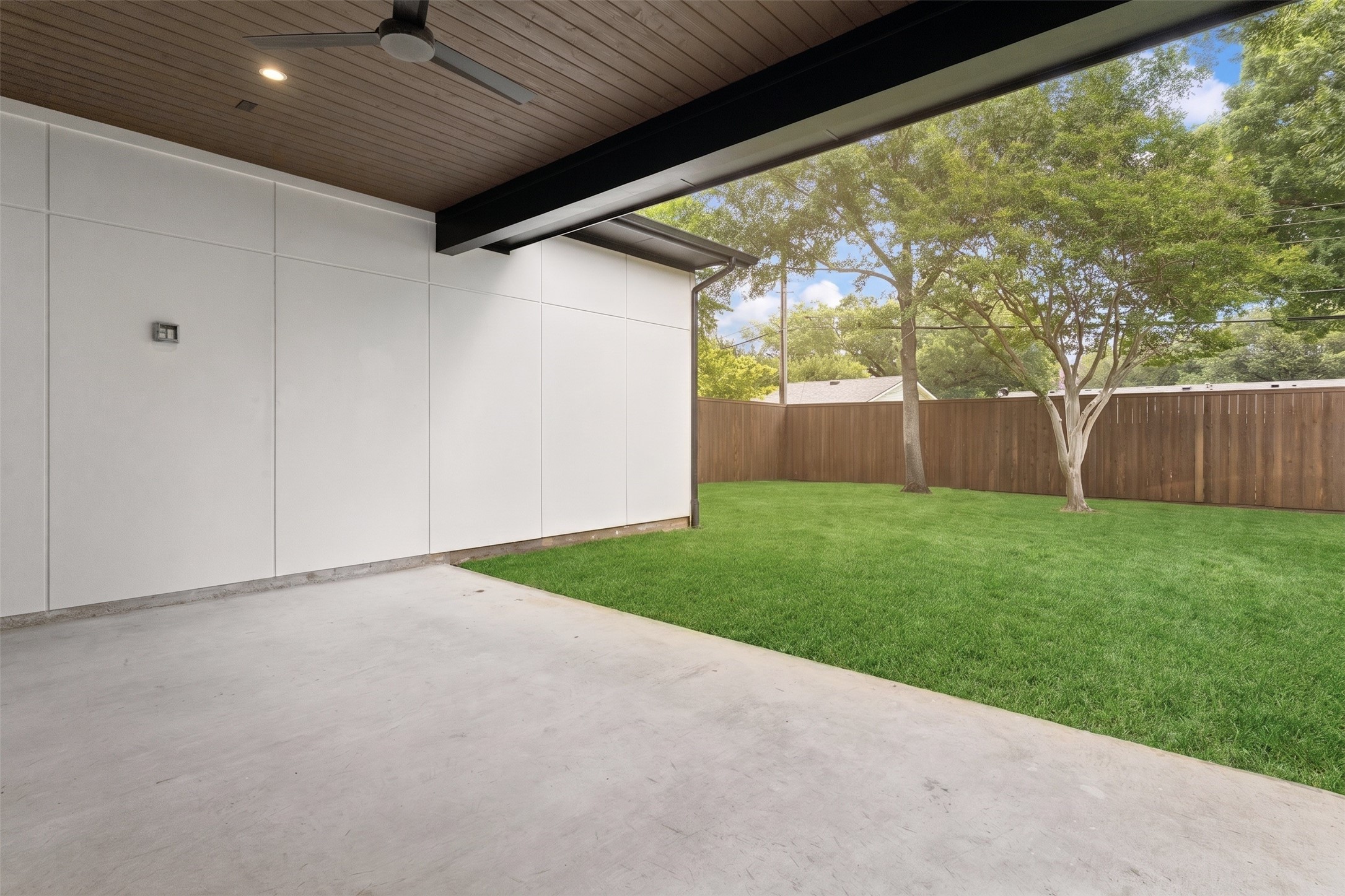 3452 Timberview Road Dallas TX 75229