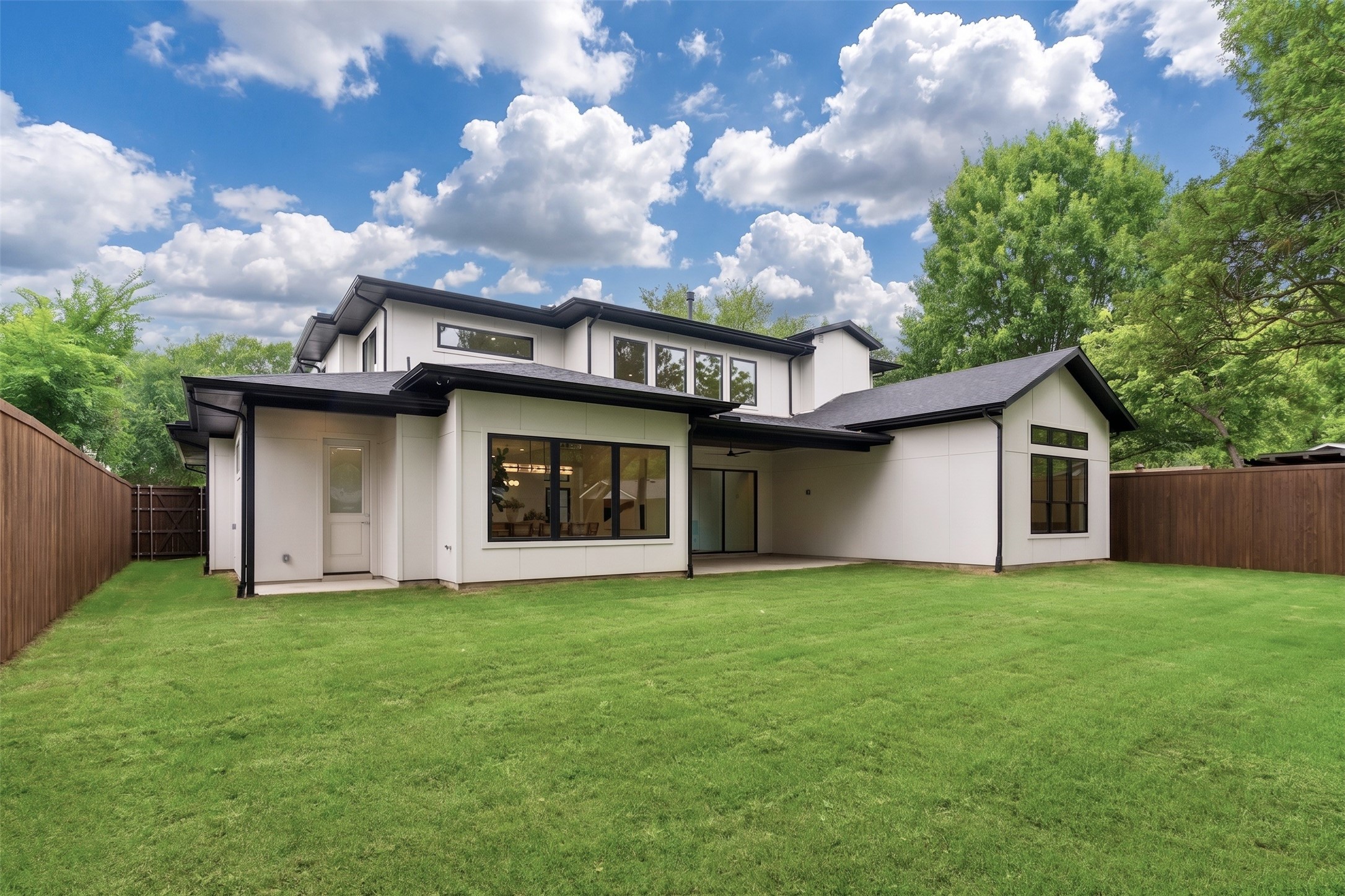 3452 Timberview Road Dallas TX 75229