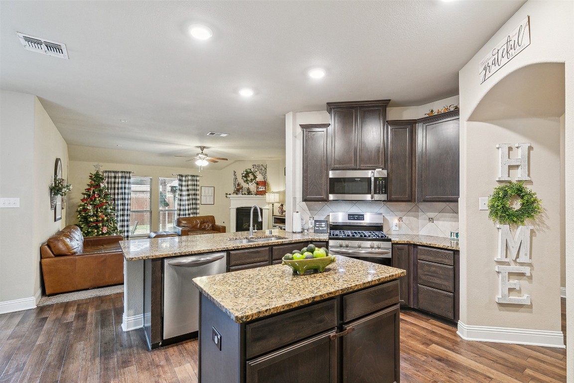 4305 Lakeview Drive Frisco TX 75036