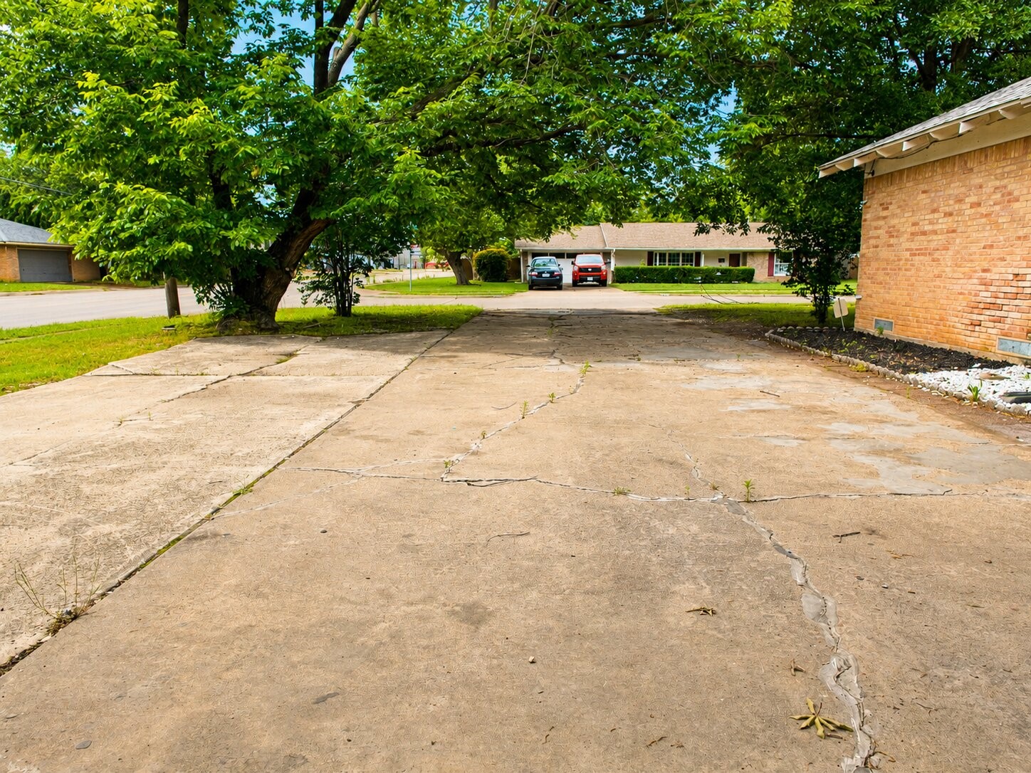627 Kingston Drive Irving TX 75061