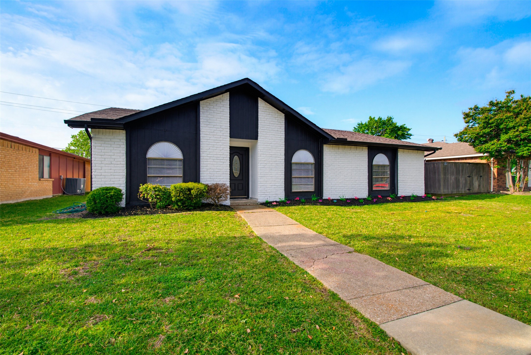 8718 Vernon Drive Rowlett TX 75088