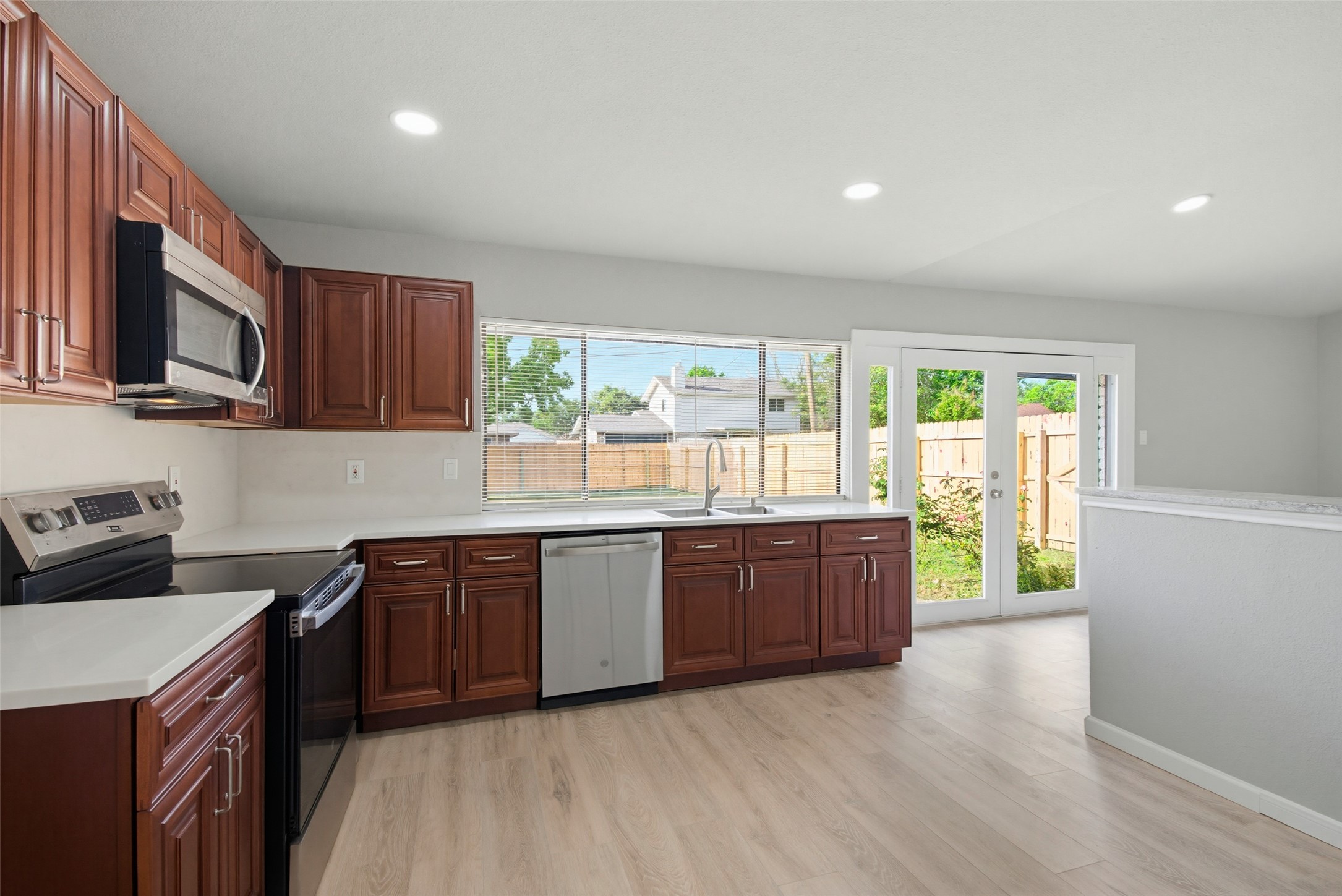 8718 Vernon Drive Rowlett TX 75088