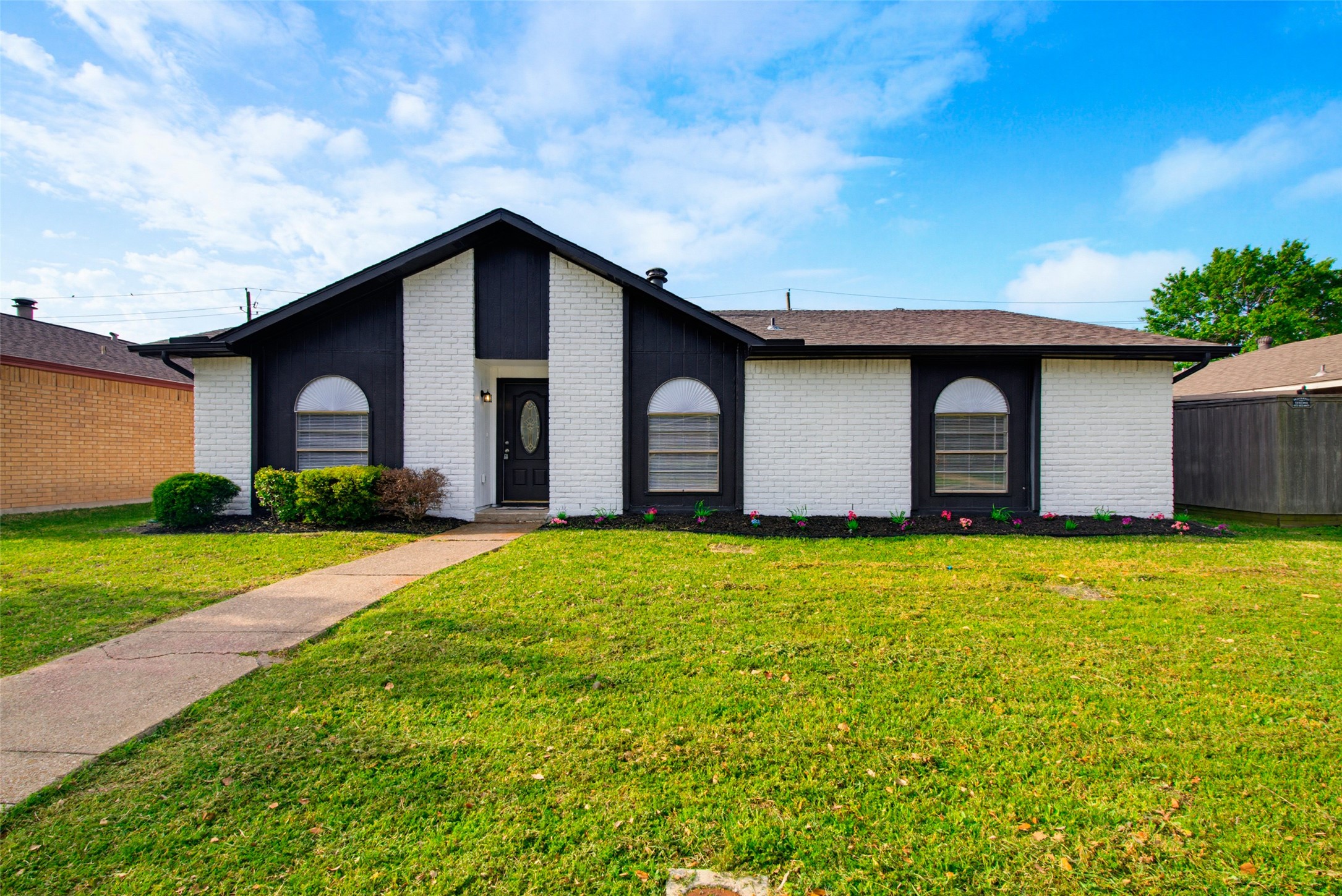 8718 Vernon Drive Rowlett TX 75088