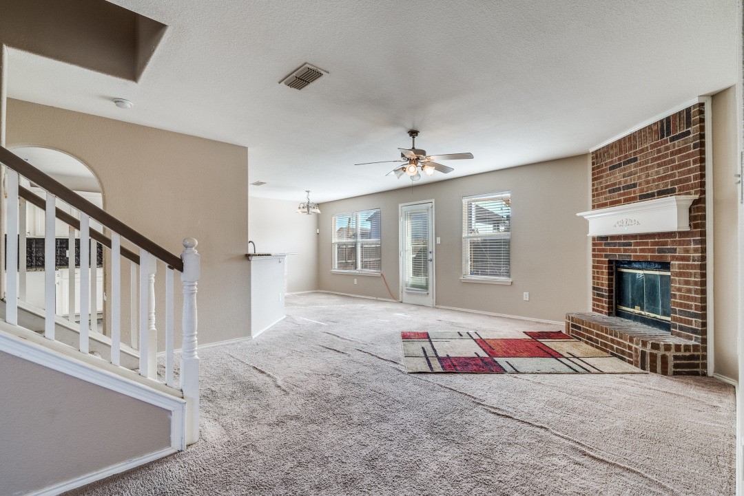 424 Heritage Drive Crowley TX 76036