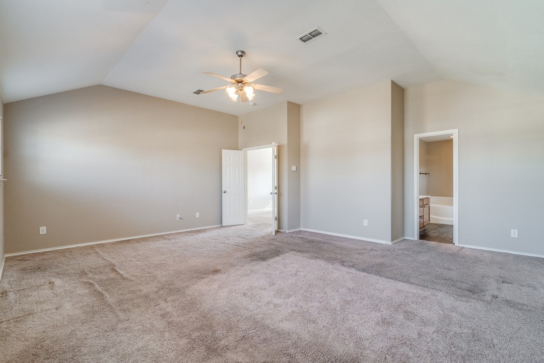 424 Heritage Drive Crowley TX 76036