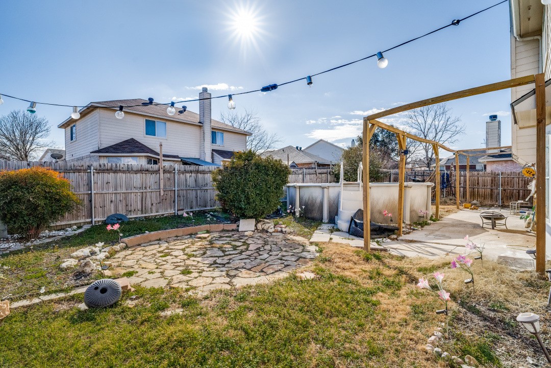 424 Heritage Drive Crowley TX 76036