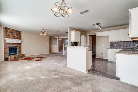 424 Heritage Drive Crowley TX 76036