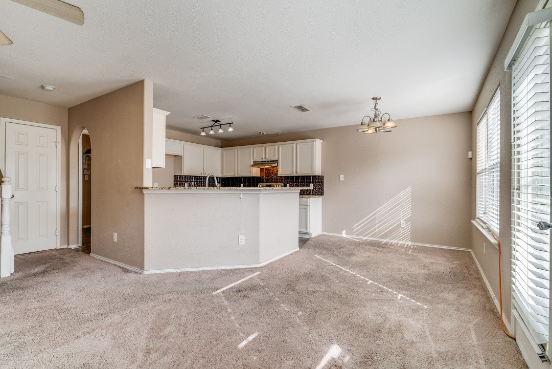 424 Heritage Drive Crowley TX 76036