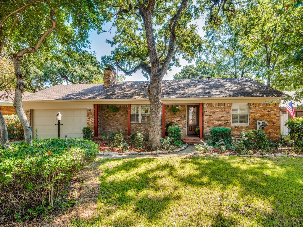 418 Huntingdon Drive Irving TX 75061