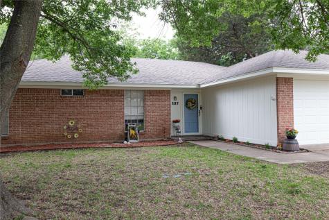 137 Stardust Lane Desoto TX 75115