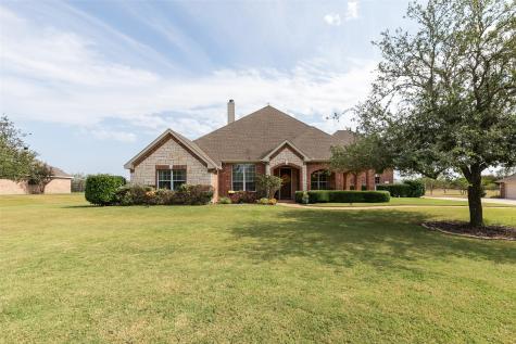 1042 Oak Creek Circle Royse City TX 75189
