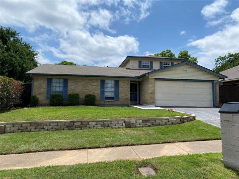 7532 Bermejo Road Fort Worth TX 76112