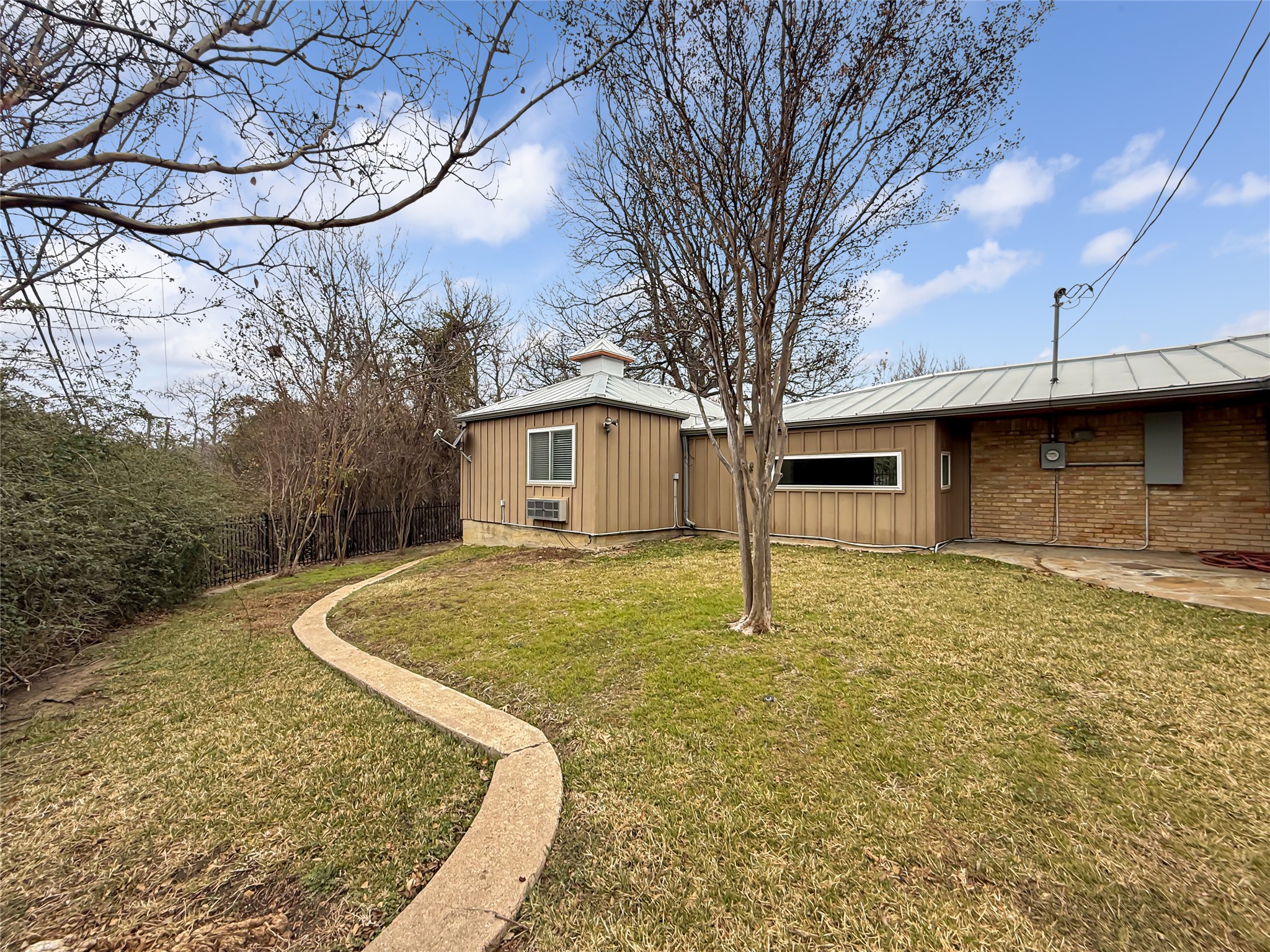 921 9th Street Grand Prairie TX 75050