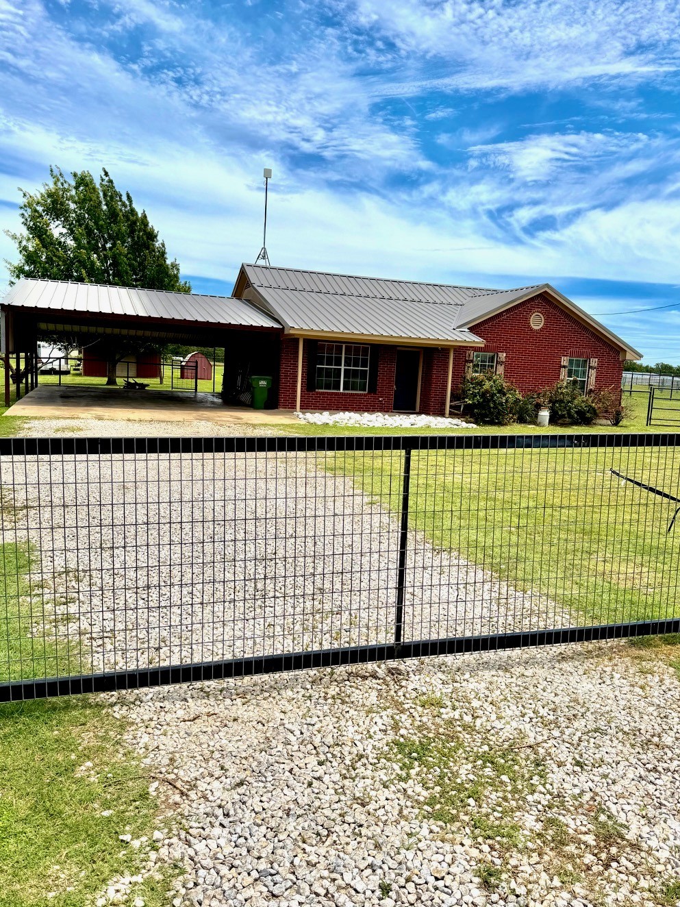 826 Gilliland Road Springtown TX 76082