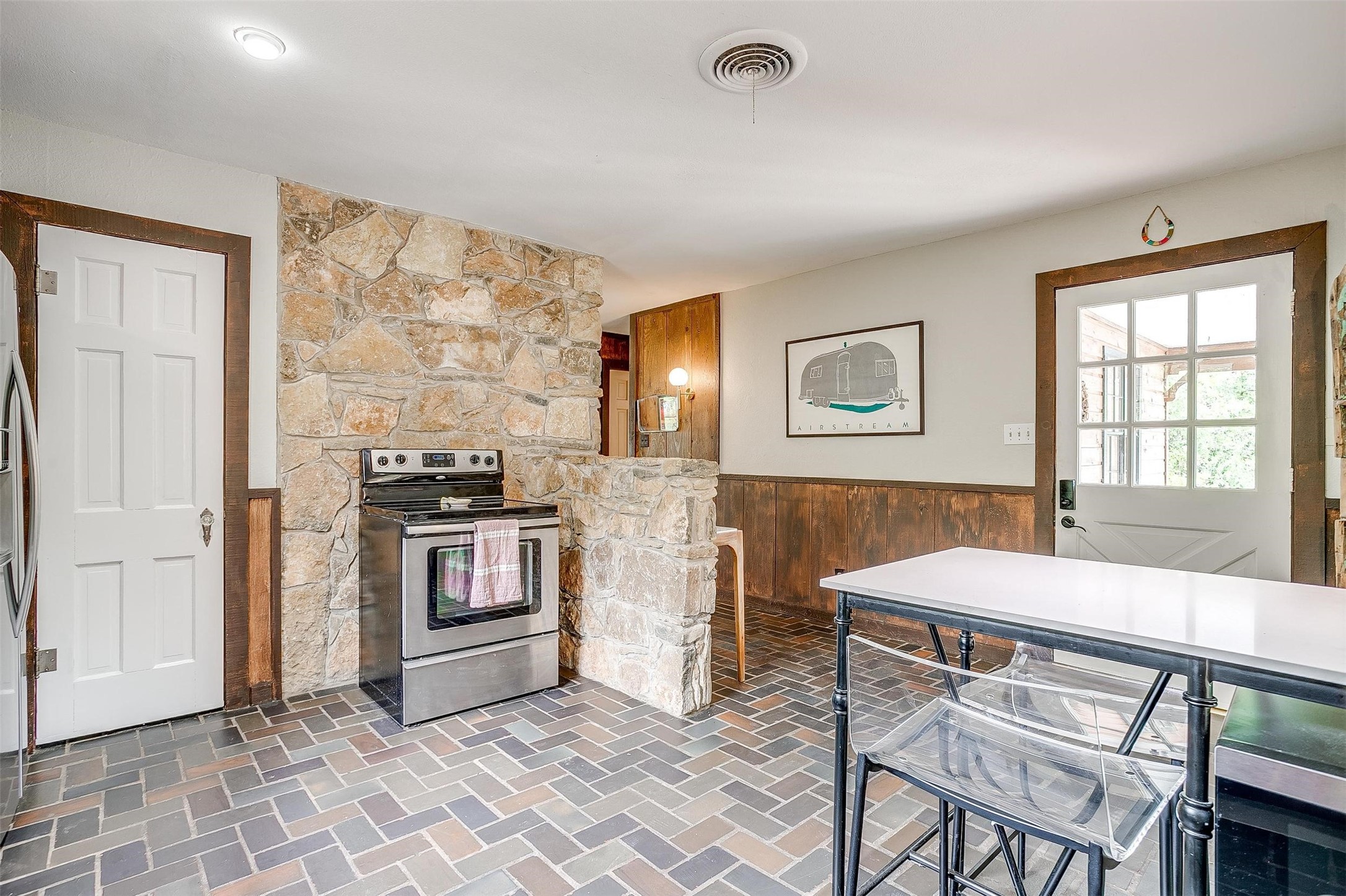 228 Rock Harbor Drive Granbury TX 76048