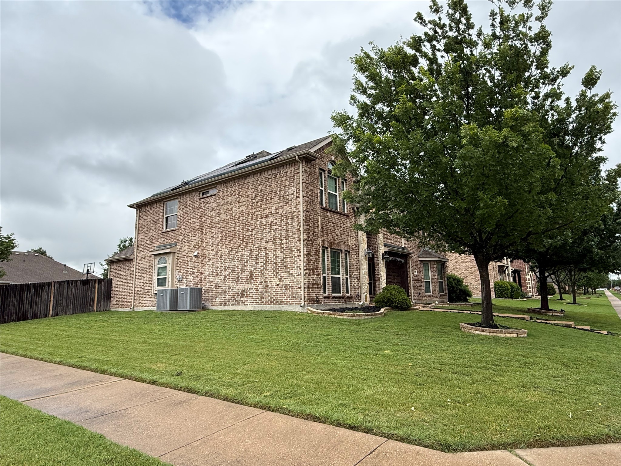 837 Danbury Drive Desoto TX 75115