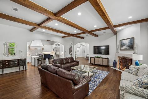 45 Kennington Court Dallas TX 75248