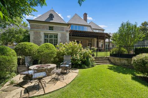 45 Kennington Court Dallas TX 75248