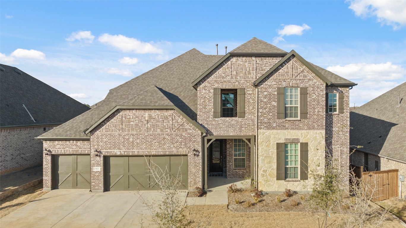 913 Elmwood Avenue Denton TX 76210
