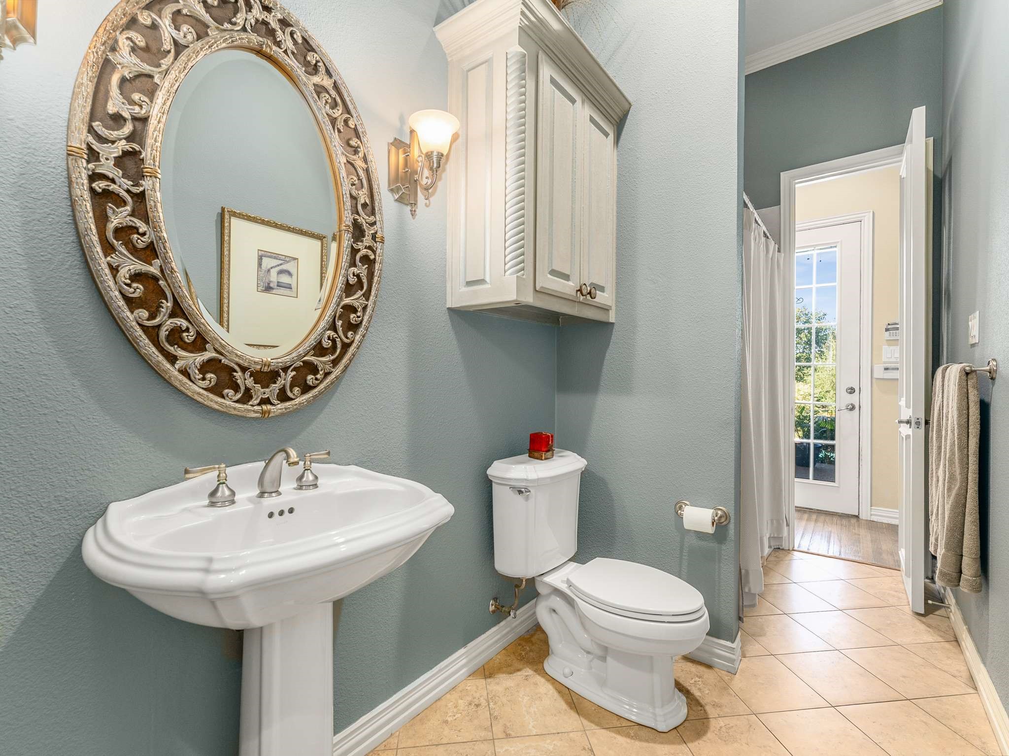 550 N Peytonville Avenue Southlake TX 76092