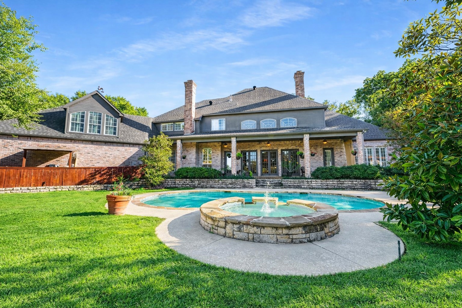 550 N Peytonville Avenue Southlake TX 76092