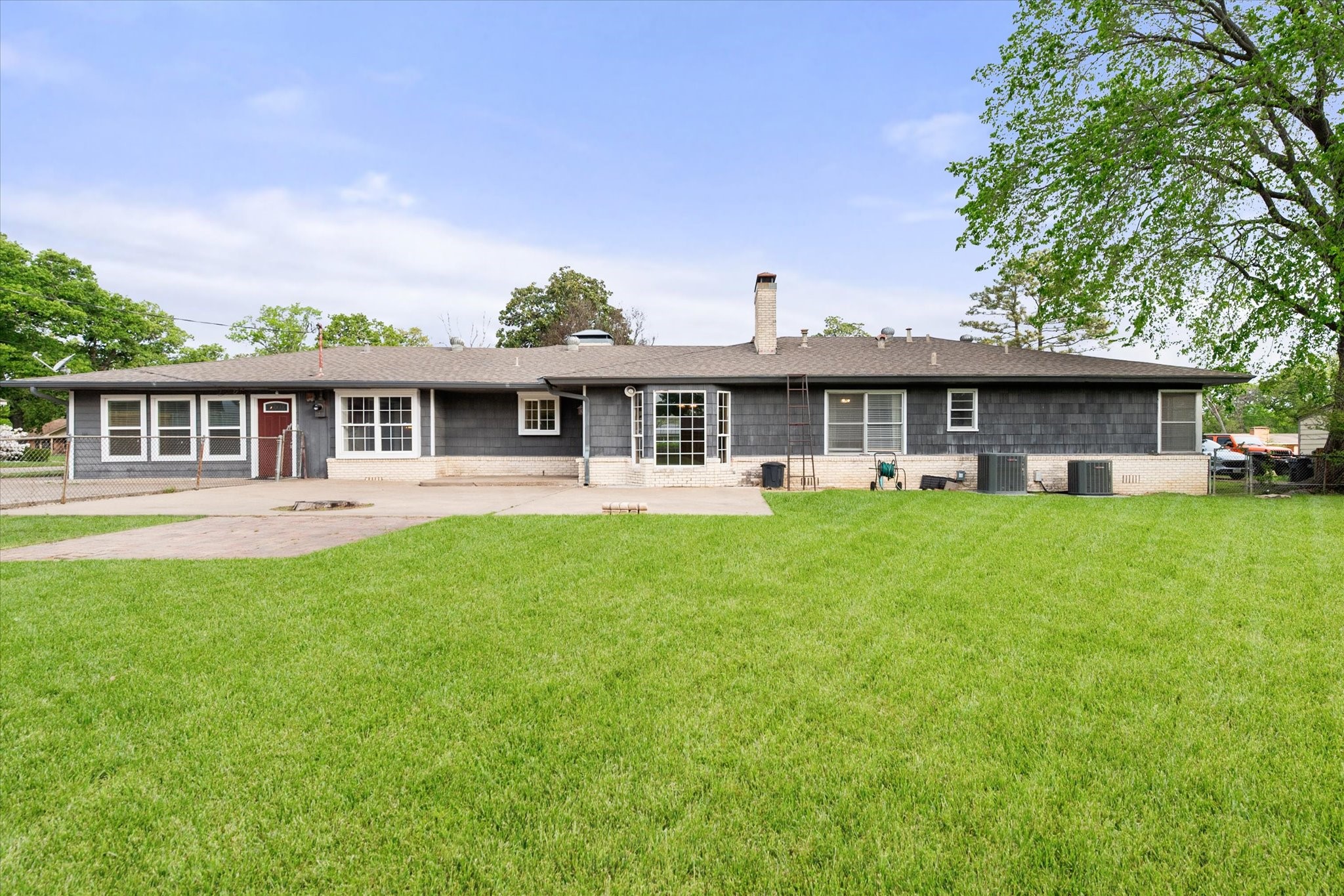 1445 Oaklawn Drive Corsicana TX 75110