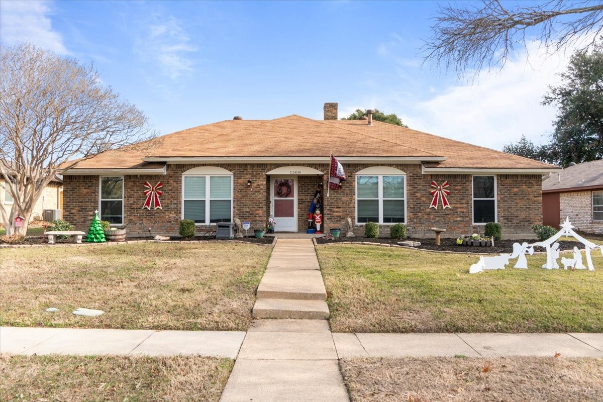 1508 Versailles Drive Richardson TX 75081