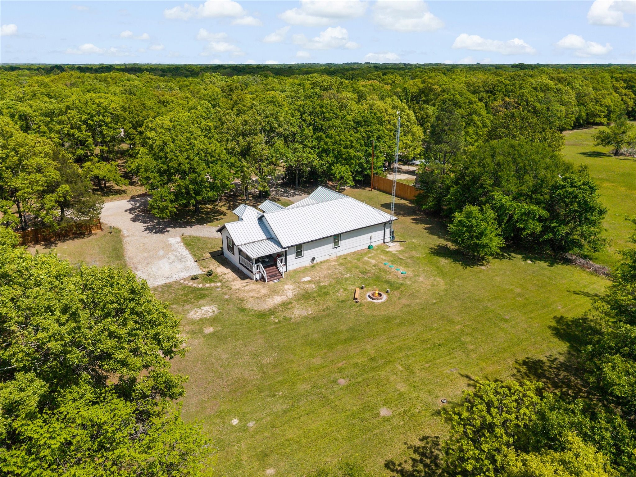 2611 Private Road 2410 Quinlan TX 75474