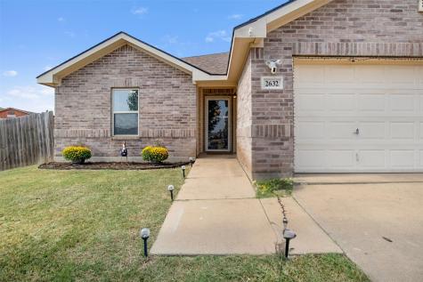 2632 Castle Pines Drive Burleson TX 76028
