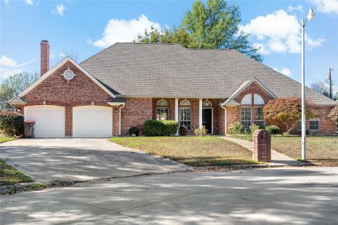 1715 30th Street NE Paris TX 75462