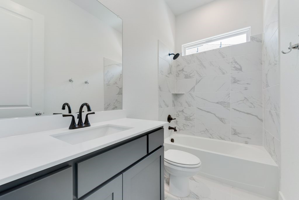 250 Landon Trail Fate TX 75189