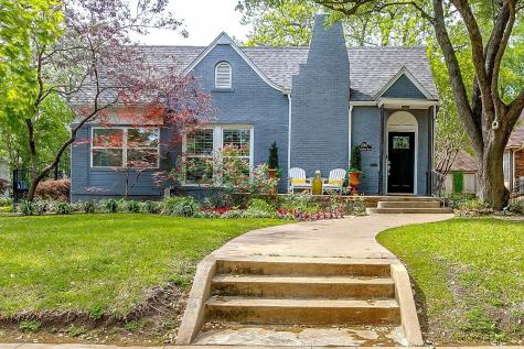 2017 Huntington Lane Fort Worth TX 76110