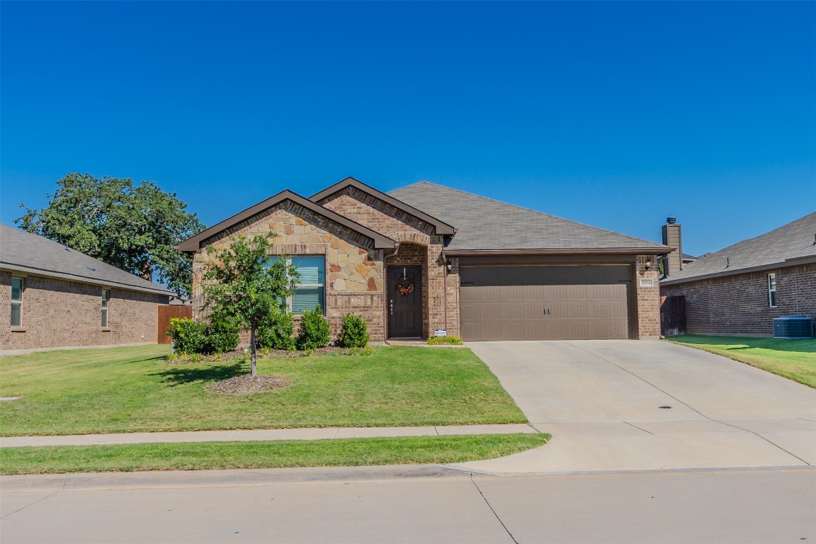 1004 Deer Valley Drive Weatherford TX 76087