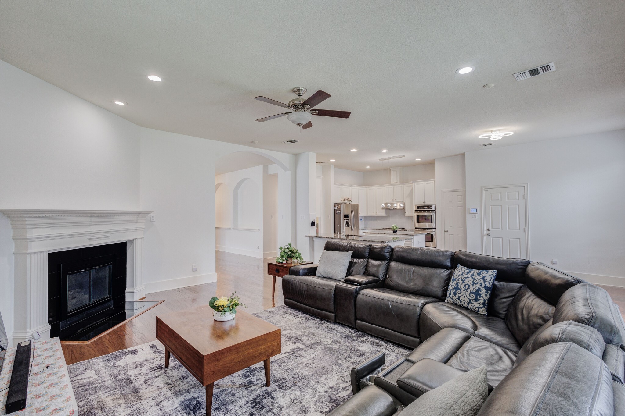 9718 Wolf Creek Drive Irving TX 75063
