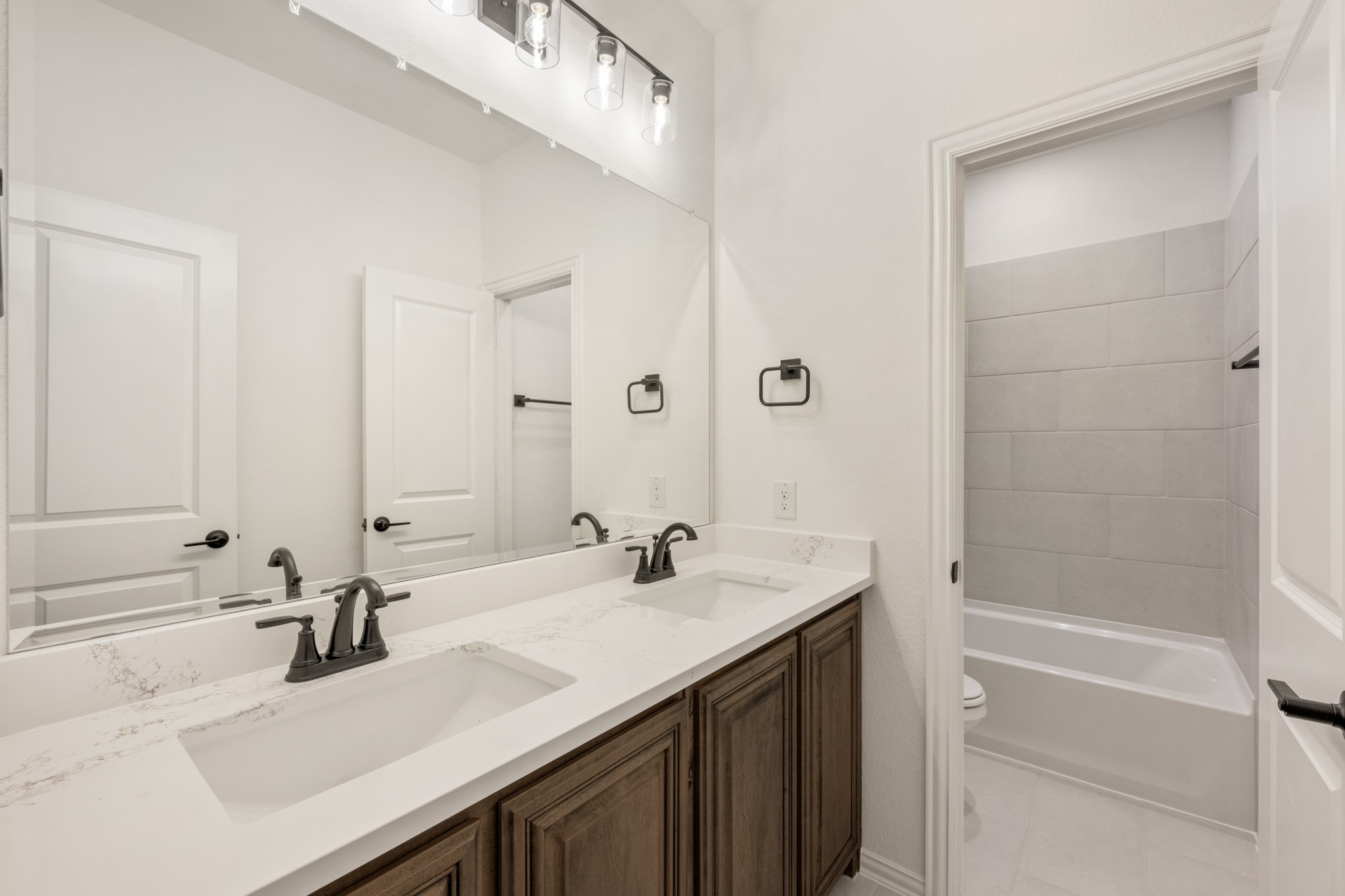 2813 Spring Valley Way Anna TX 75409