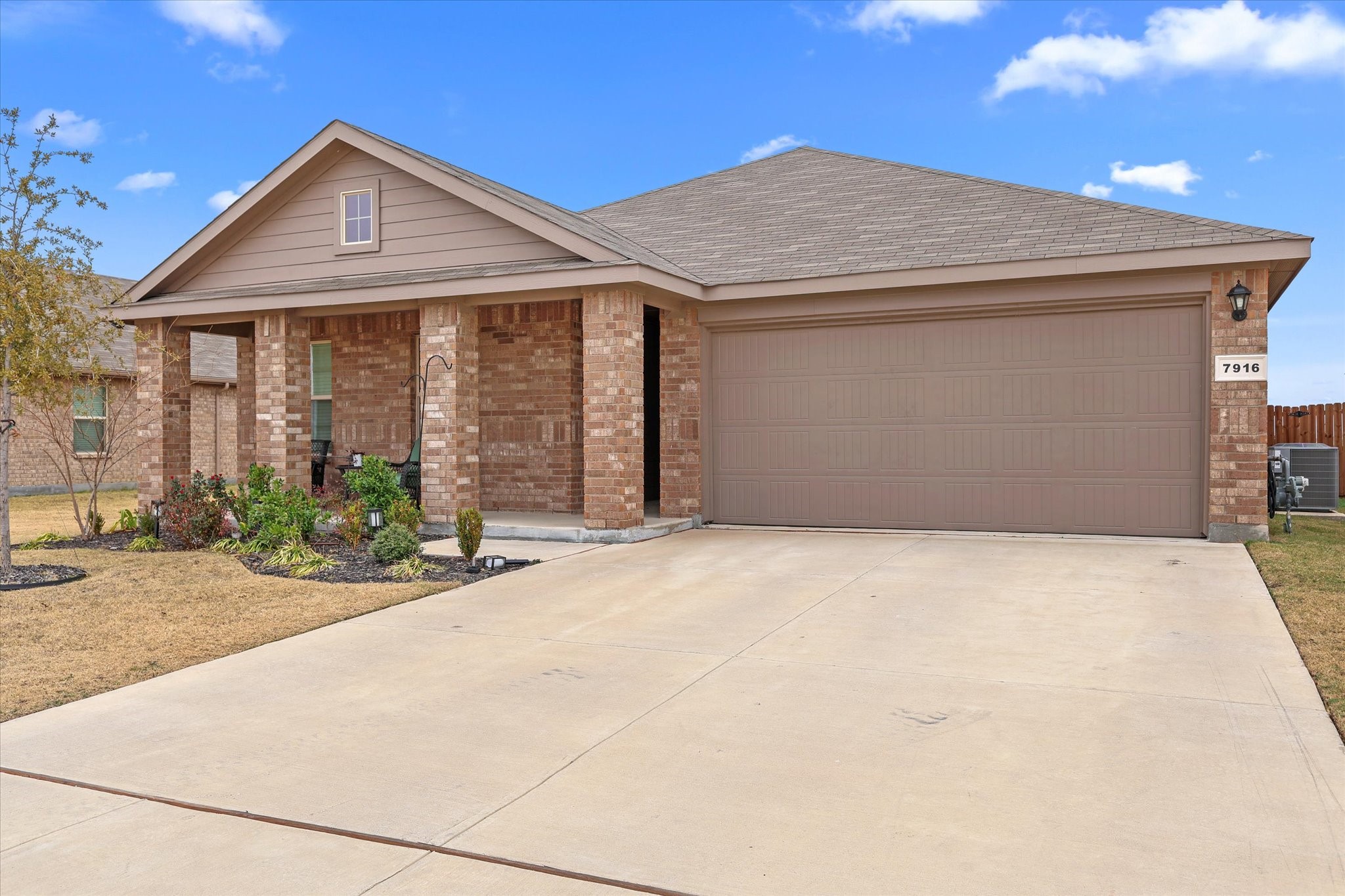 7916 Oaktown Drive Fort Worth TX 76131