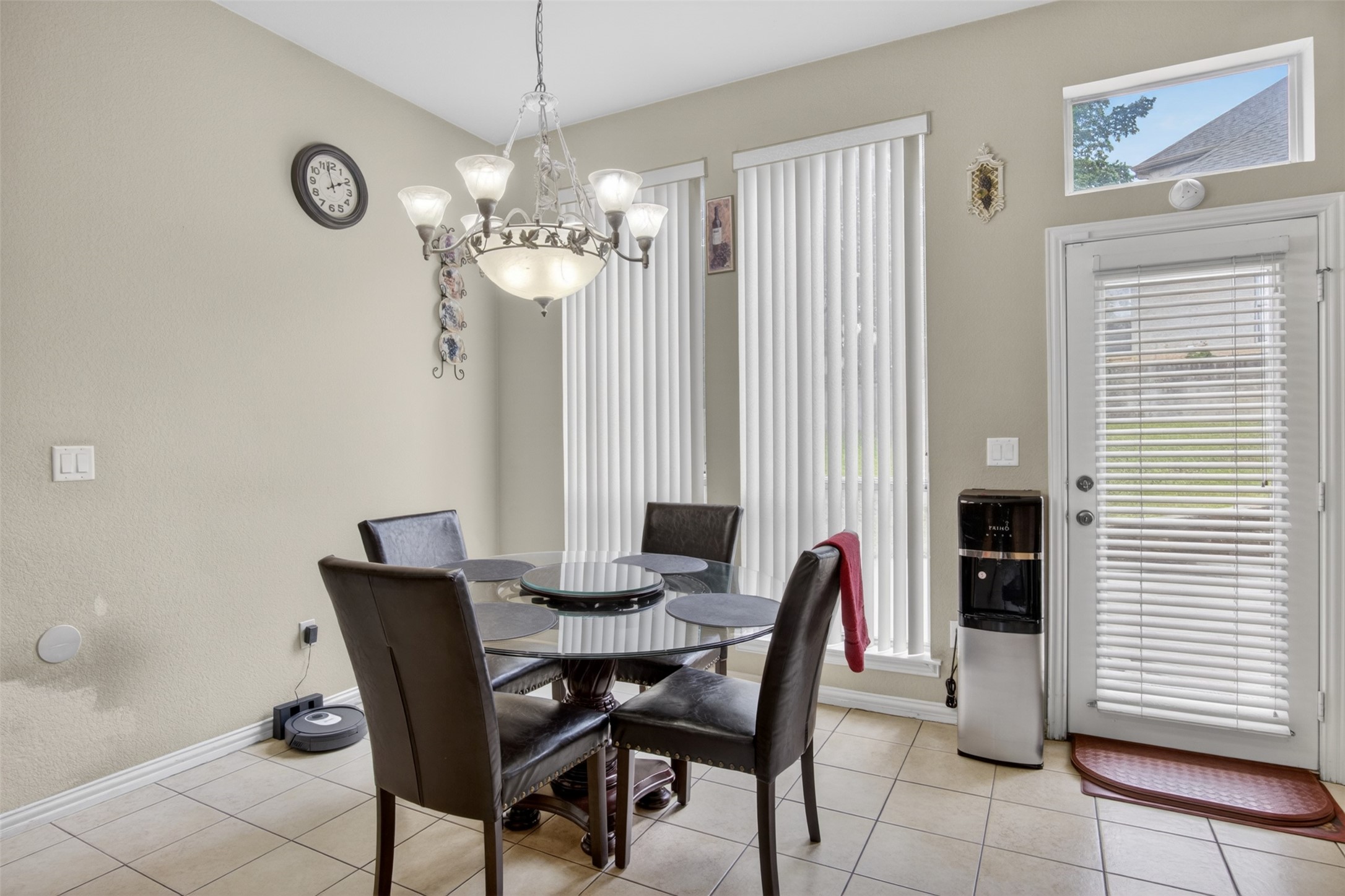 2416 Park Run Drive Arlington TX 76016