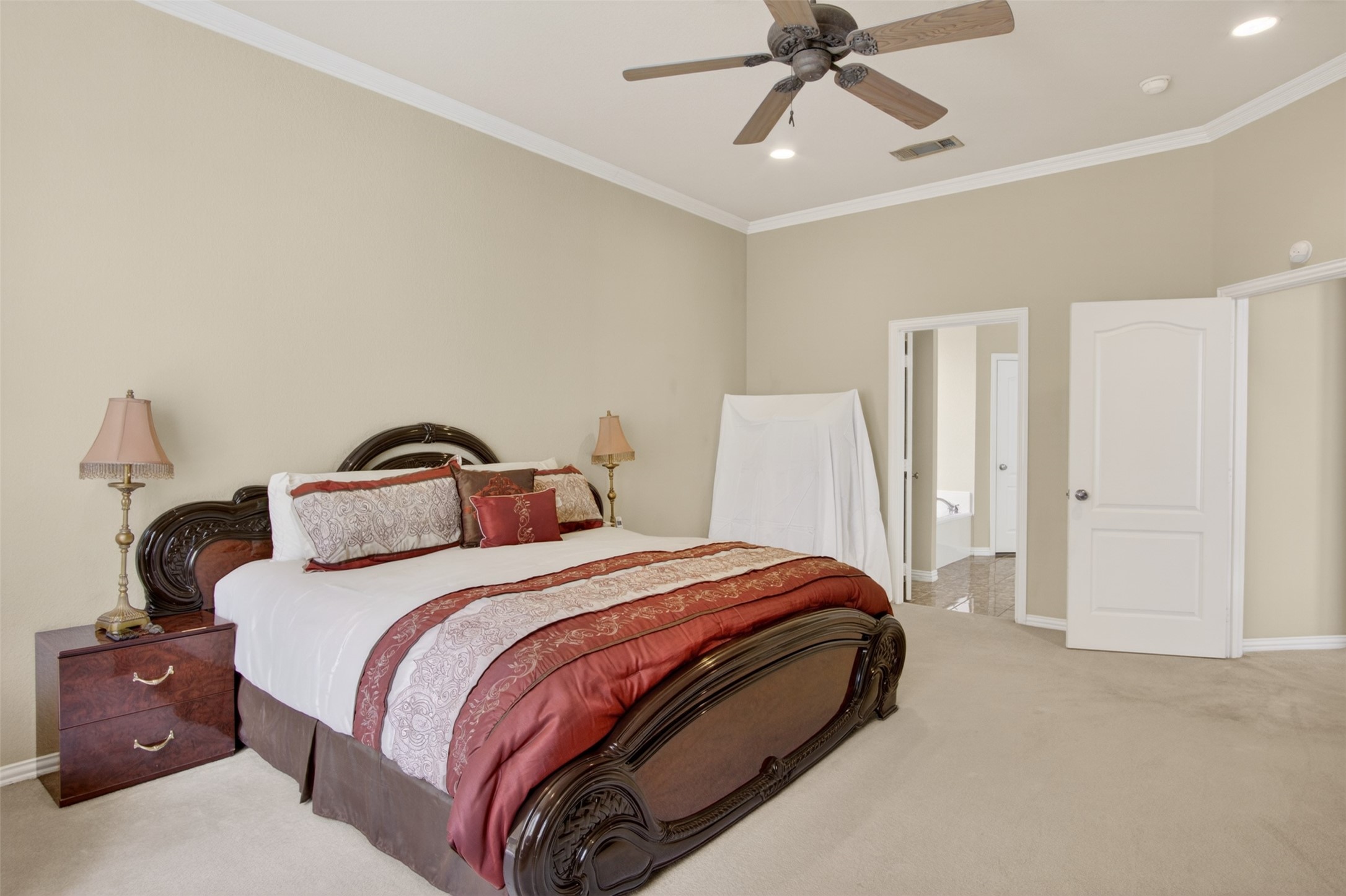 2416 Park Run Drive Arlington TX 76016