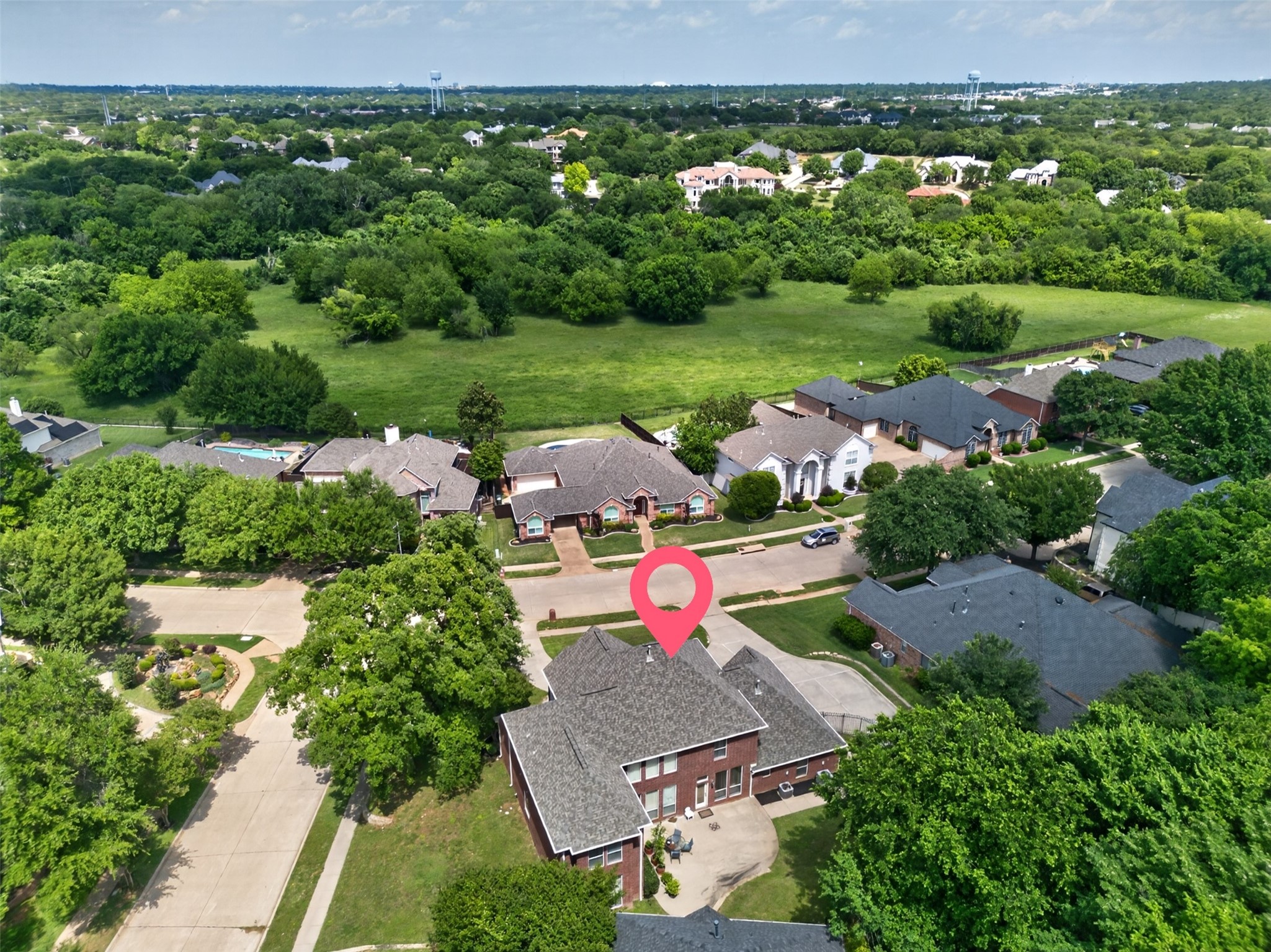 2416 Park Run Drive Arlington TX 76016