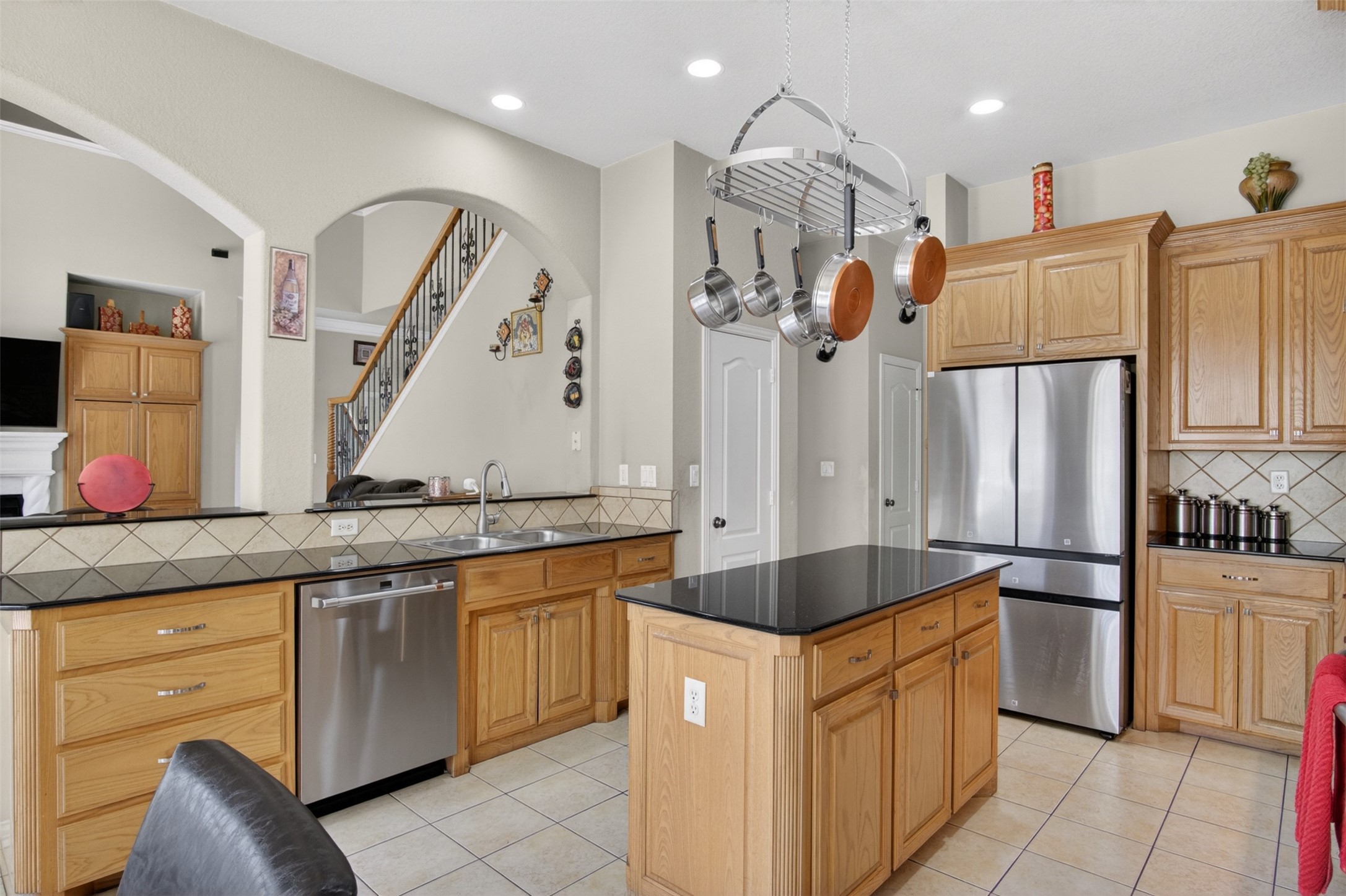 2416 Park Run Drive Arlington TX 76016