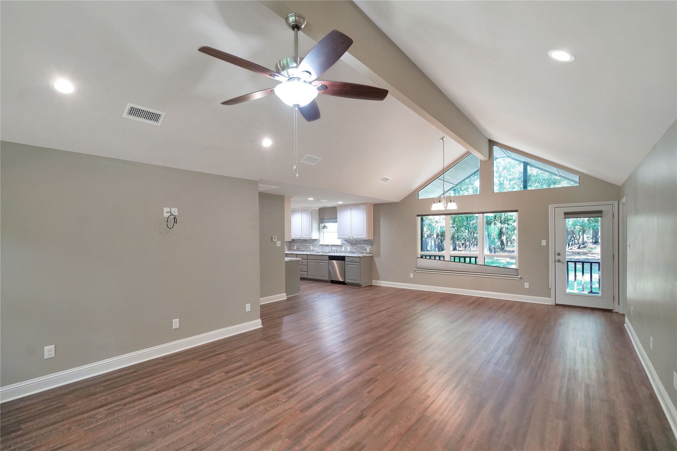 245 Larchwood Path Holly Lake Ranch TX 75765