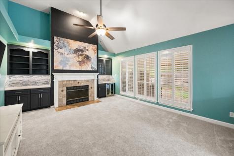 6211 Fox Hunt Drive Arlington TX 76001