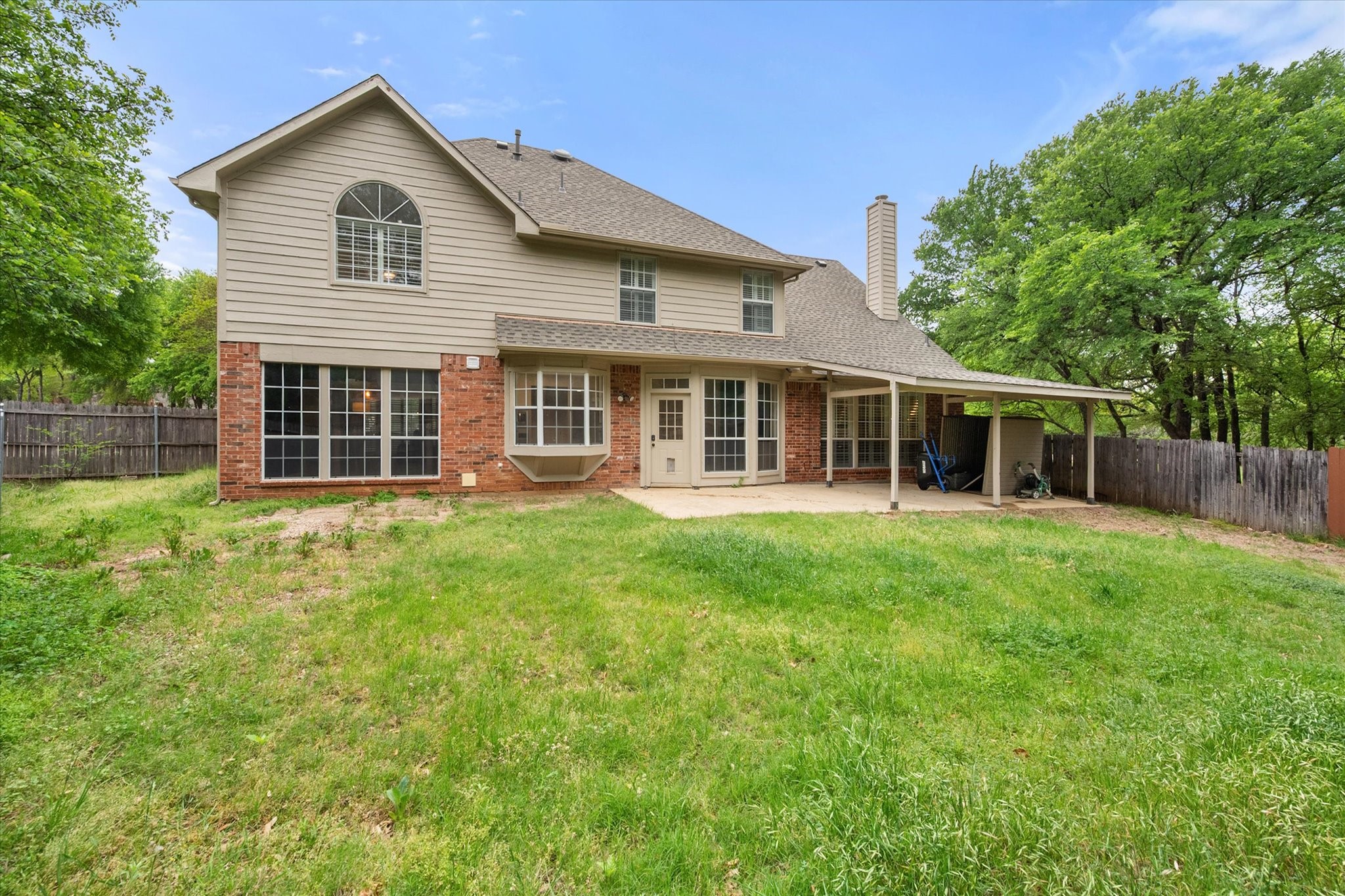 6211 Fox Hunt Drive Arlington TX 76001