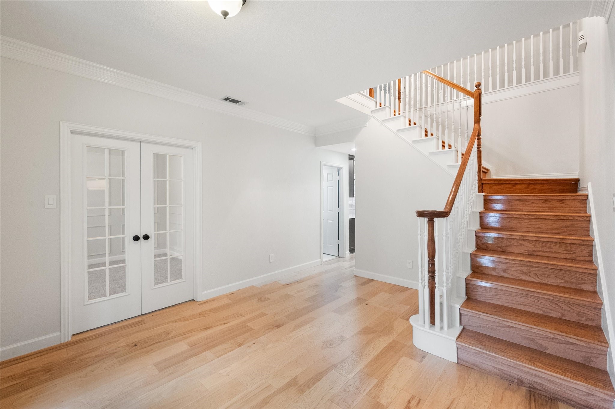 6211 Fox Hunt Drive Arlington TX 76001